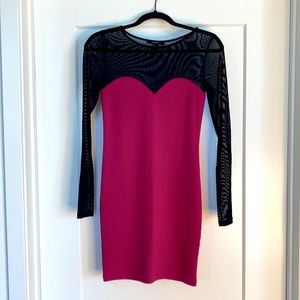 Forever 21 Black and Magenta Long Sleeve Mini Dress. Size S
